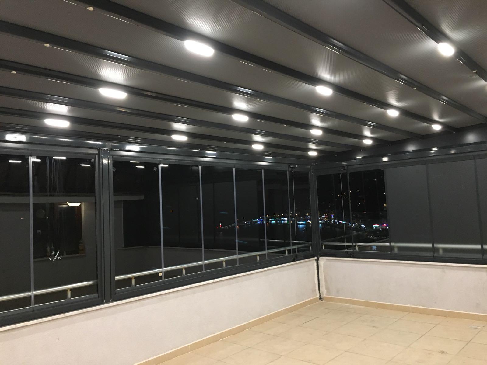 Kış Bahçesi Ve Giyotin 15